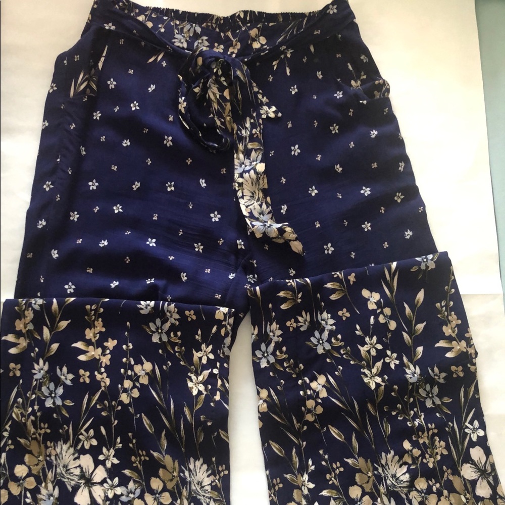 Floral wide leg pants